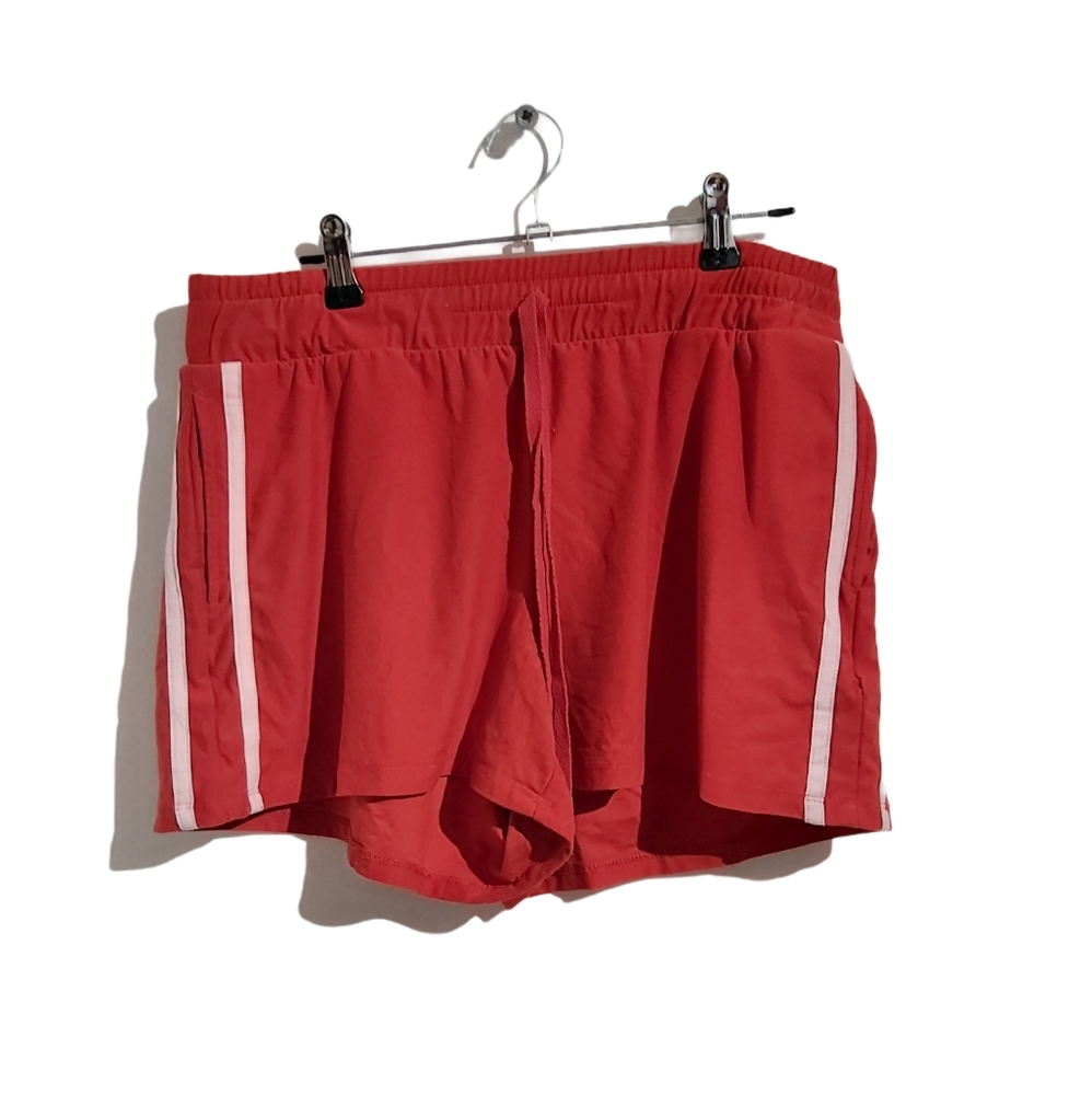 Sport ardene red short